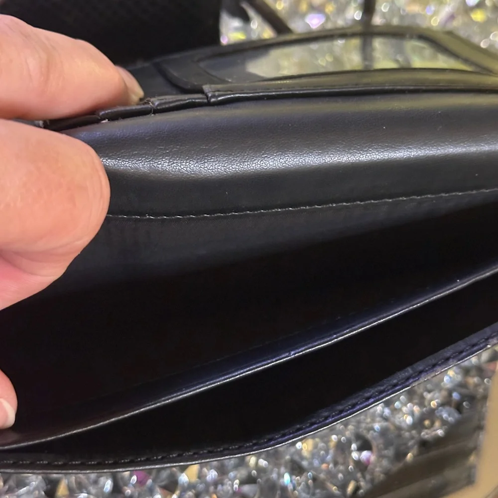 EUC - Coach Ashley Slim Envelope Wallet